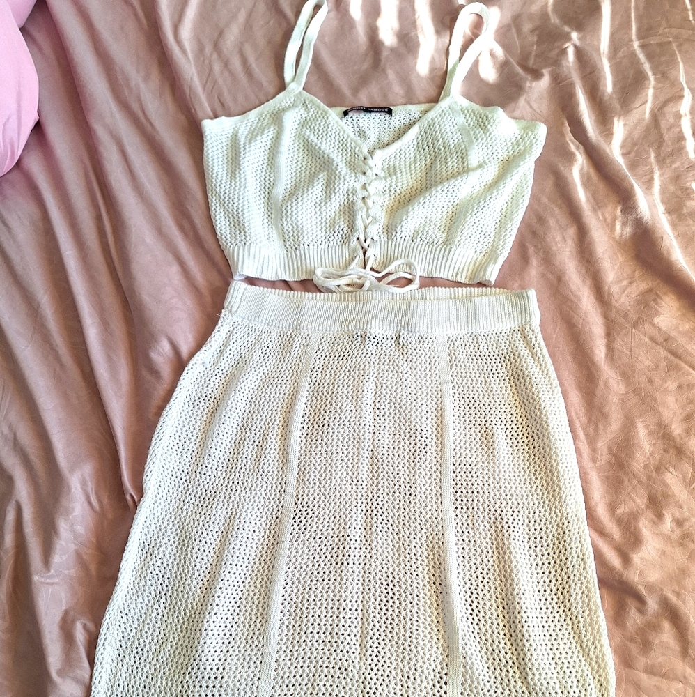 Almost Famous 2XL White Crochet Top and Skirt Set - Picture 3 of 12